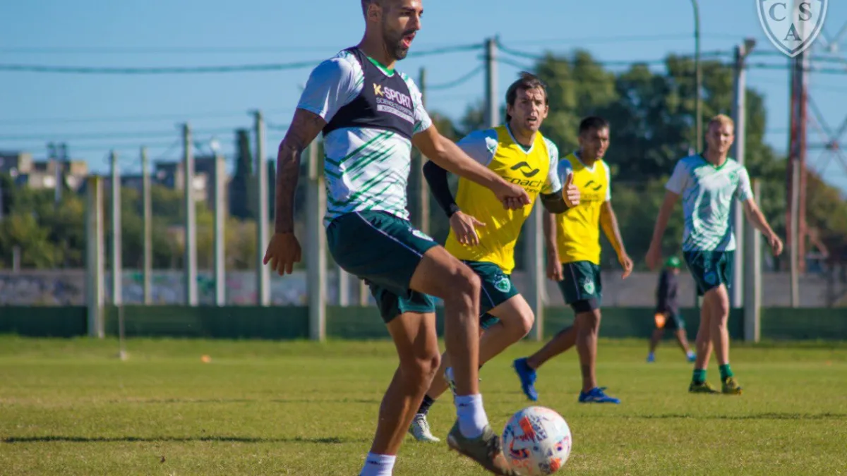 Jornada de fútbol en la Ciudad Deportiva