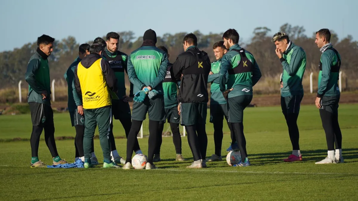 Sarmiento sumó dos bajas para el partido ante Atlético