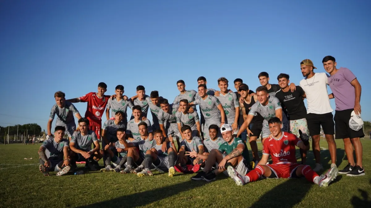 Victoria ante Banfield en Reserva