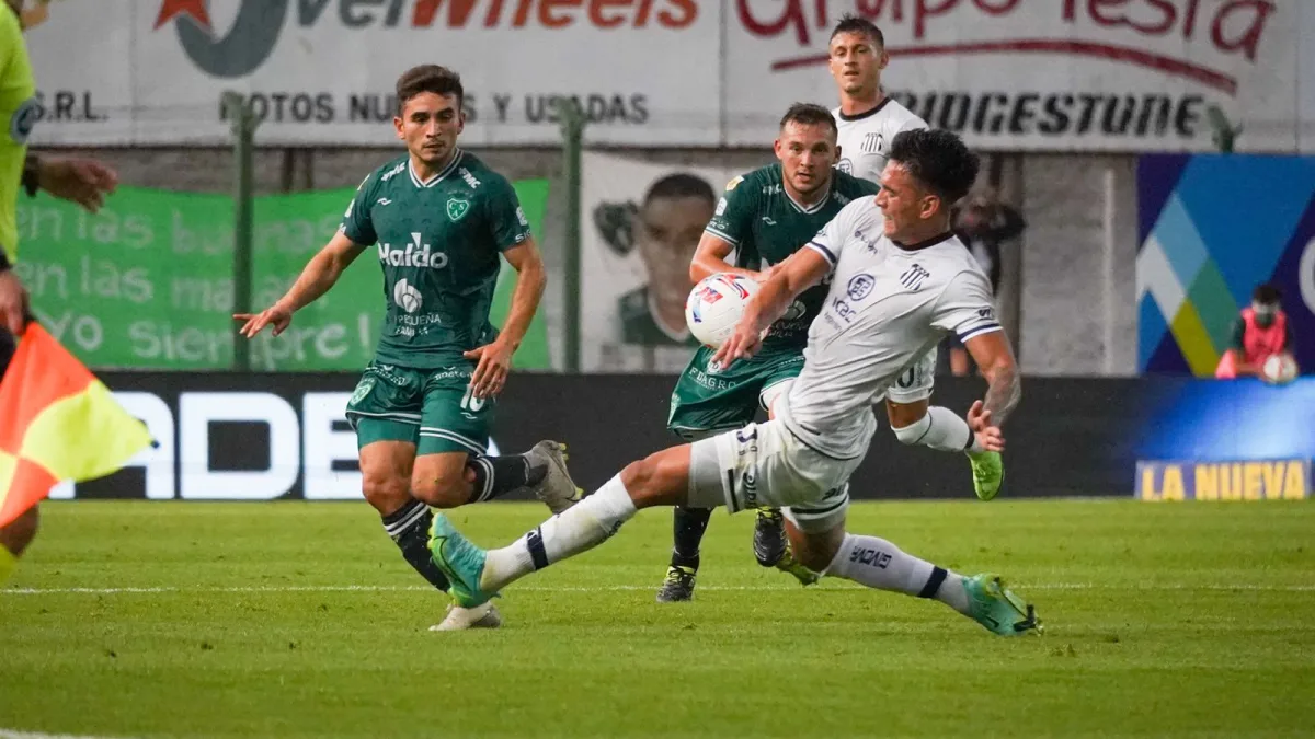 Talleres superó a Sarmiento