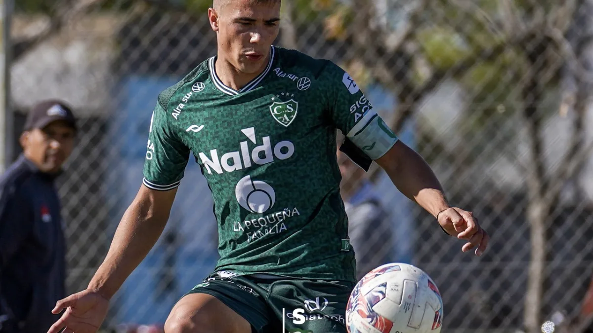 Focareta viajó a España para jugar en el Coruxo junto a Juan Antonini