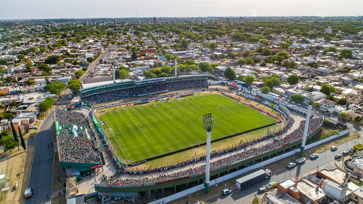 El Verde juega en el Eva Perón