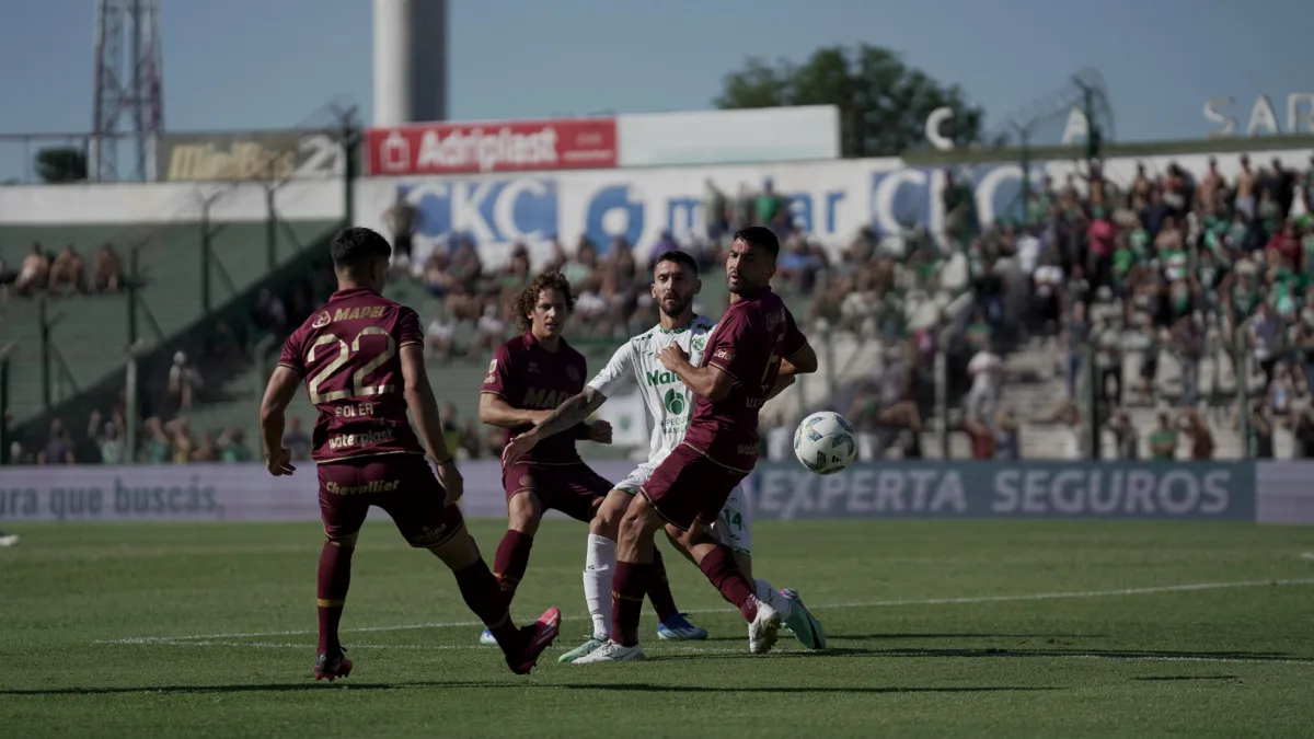 Sarmiento no encuentra el rumbo