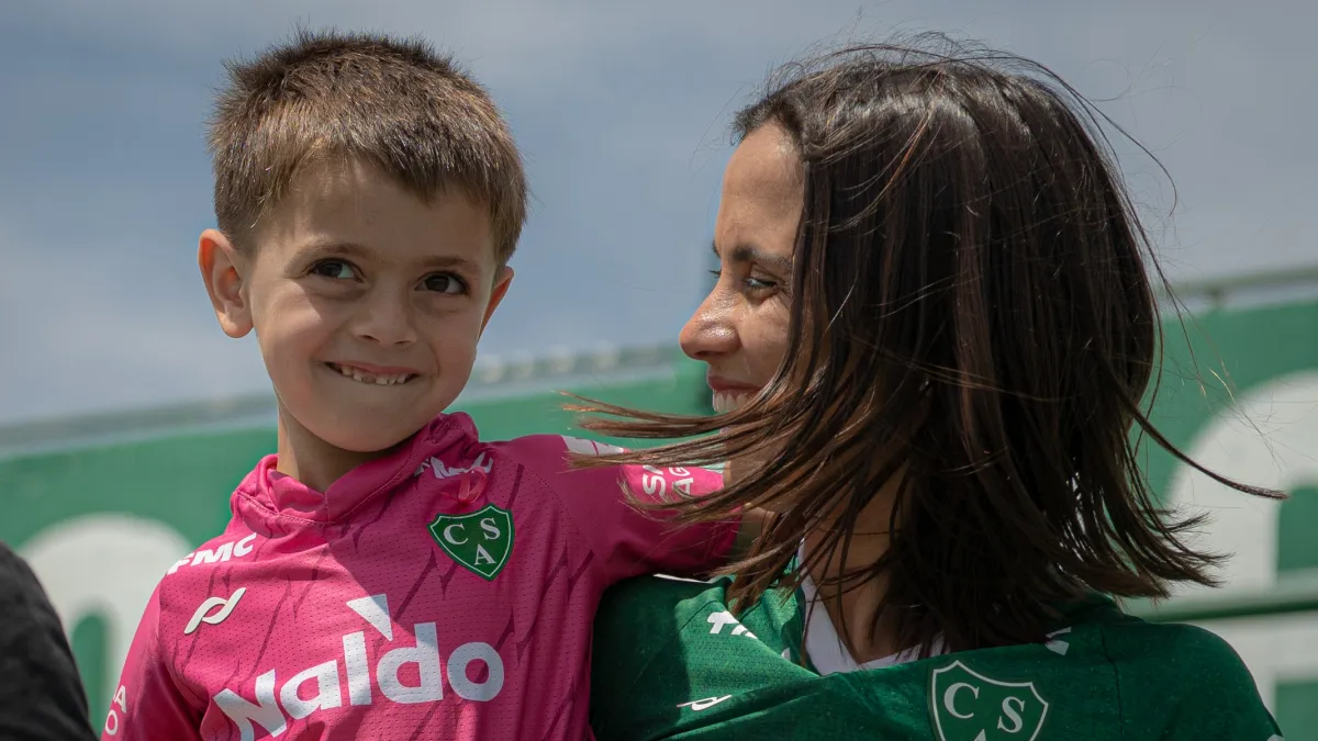 A la cancha con mamá