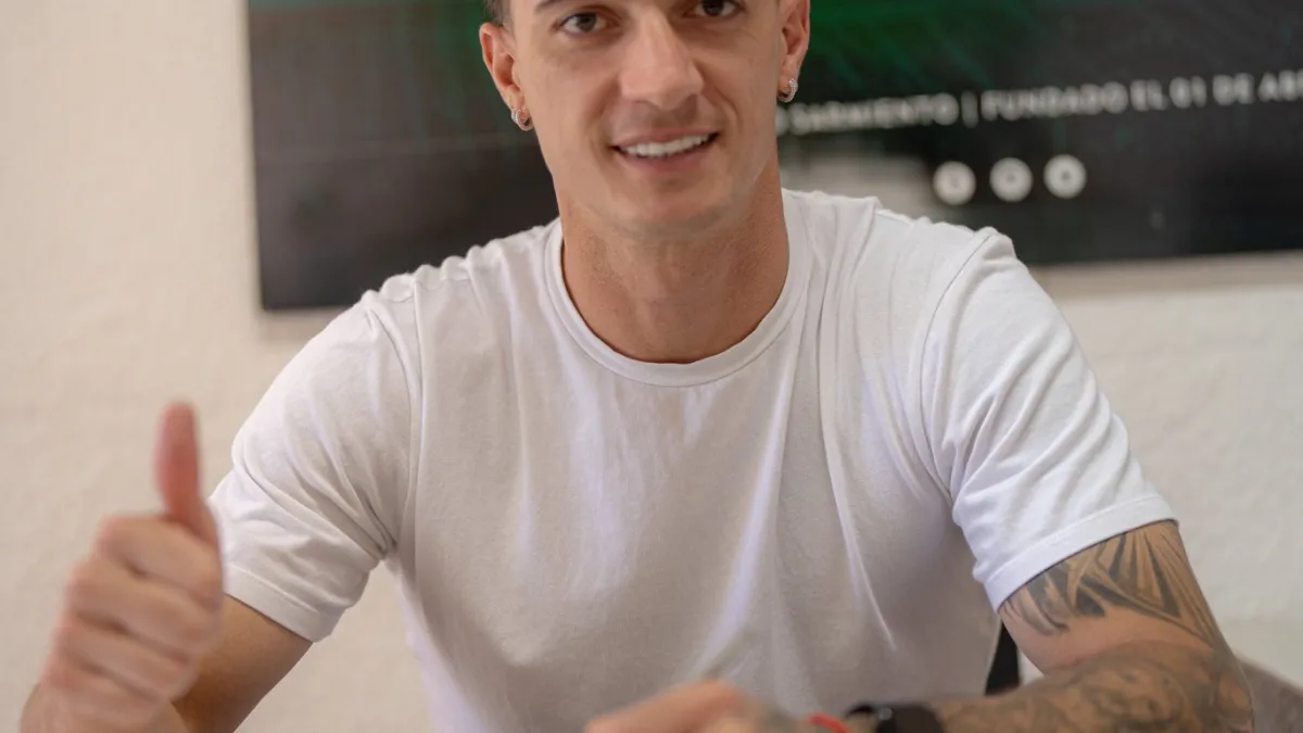 Se fue joven, regresa con experiencia